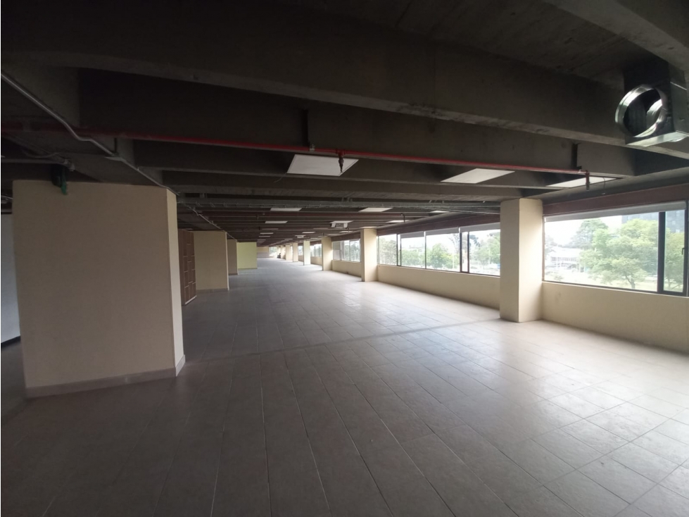 OFICINA 1300 M2 EN ARRIENDO, AV. EL DORADO, BOGOTA — foto 5