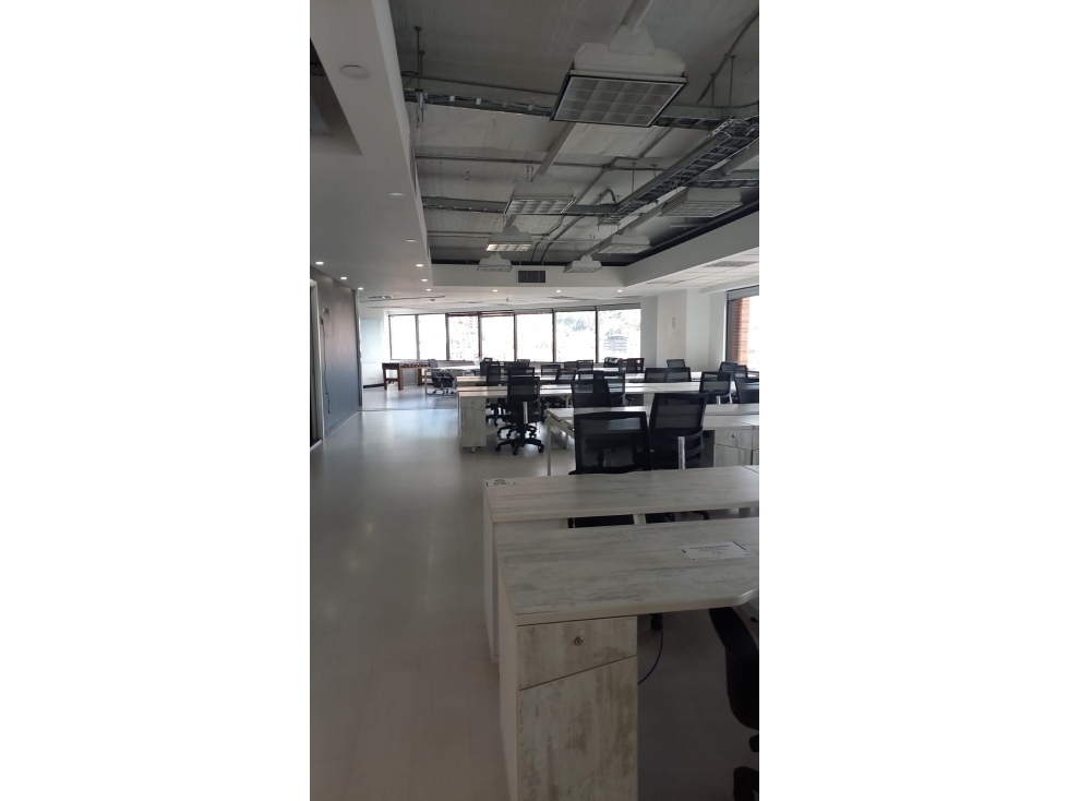 OFICINA AMOBLADA EN ARRIENDO, AV. CHILE, ZONA EMPRESARIAL