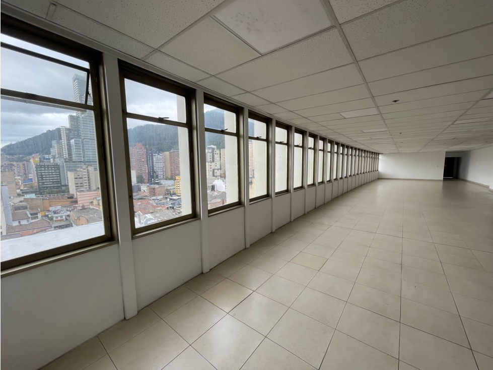 OFICINA EN ARRIENDO, CENTRO, SECTOR EMPRESARIAL — foto 5