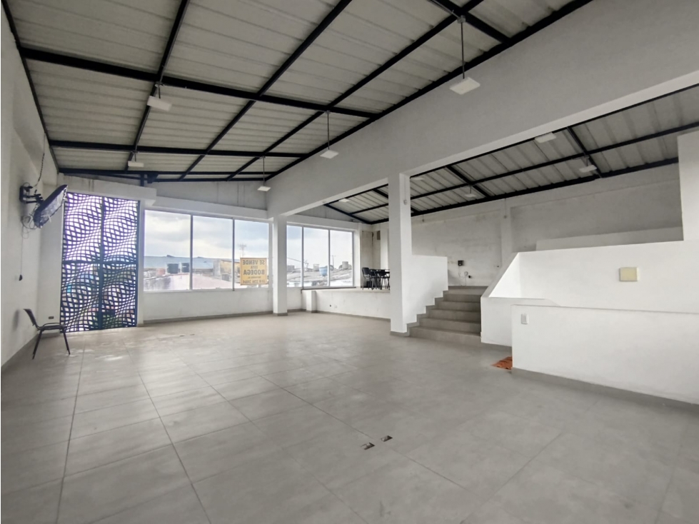 BODEGA COMERCIAL E INDUSTRIAL EN VENTA | VILLAVICENCIO - 4