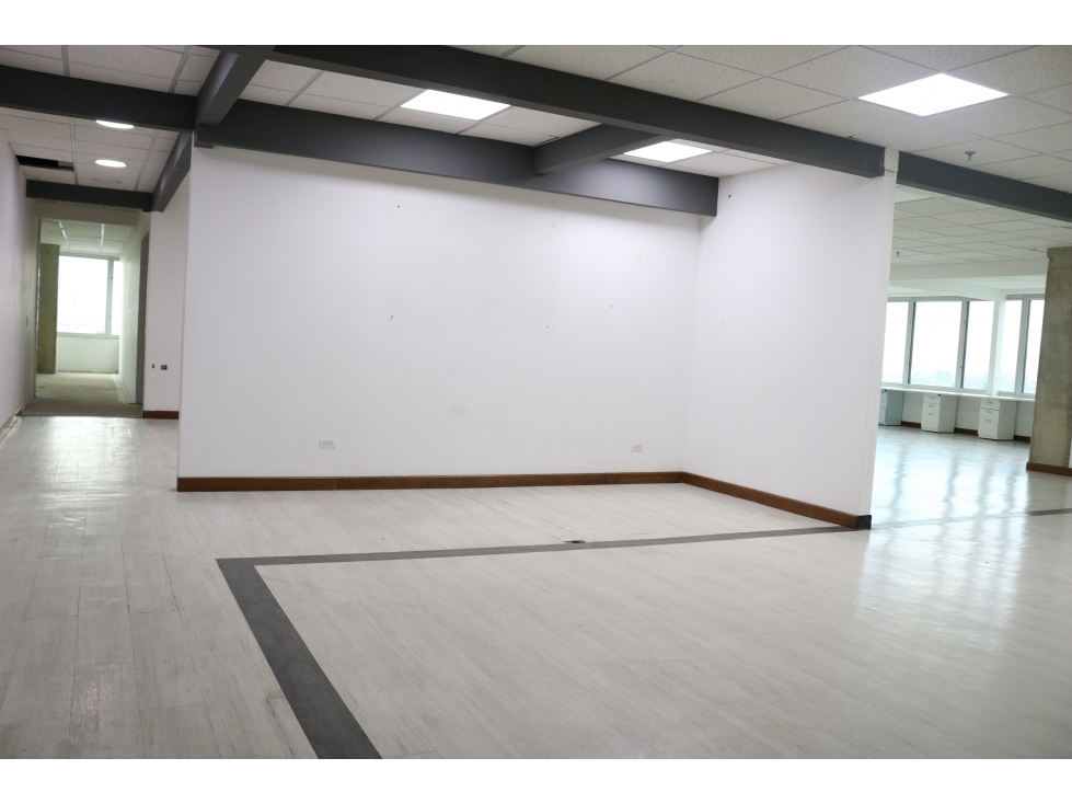 EXCELENTE OFICINA EN ARRIENDO - AVENIDA EL DORADO — foto 6