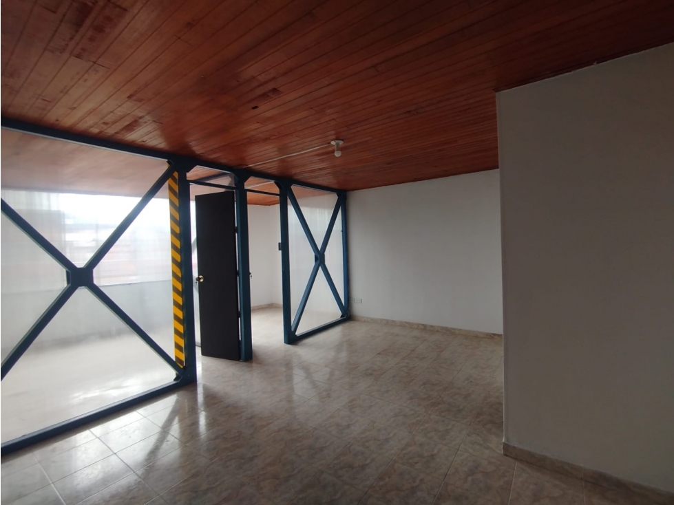 BODEGA EN ARRIENDO - 7 DE AGOSTO - 5
