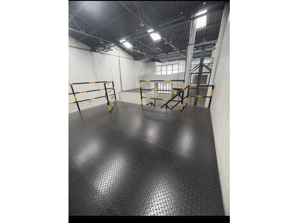 BODEGA EN ARRIENDO | VERAGUAS | LOS MÁRTIRES - 5