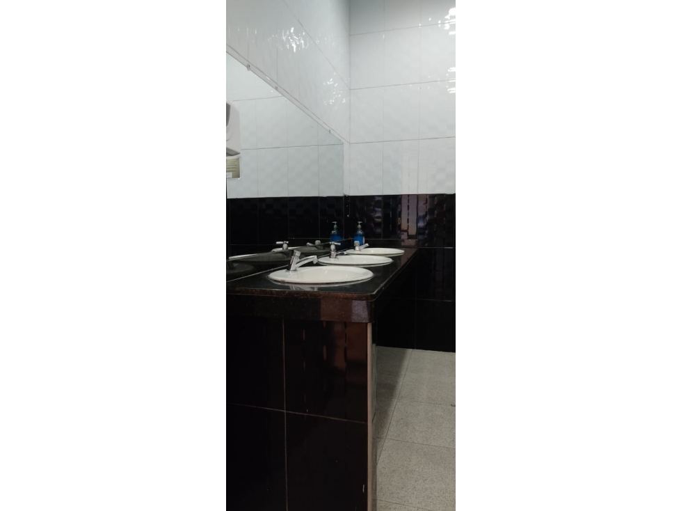 LOCAL U OFICINA EN ARRIENDO VILLAVICENCIO - 5