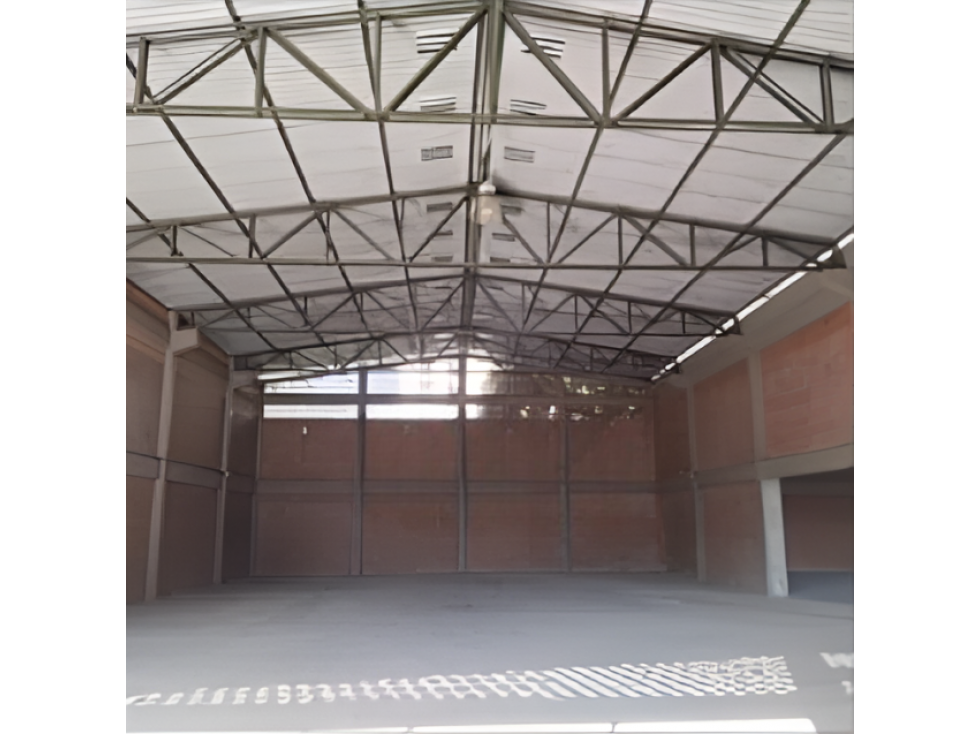 BODEGA INDUSTRIAL DE 1.060 M2 EN ARRIENDO, NEIVA - 3
