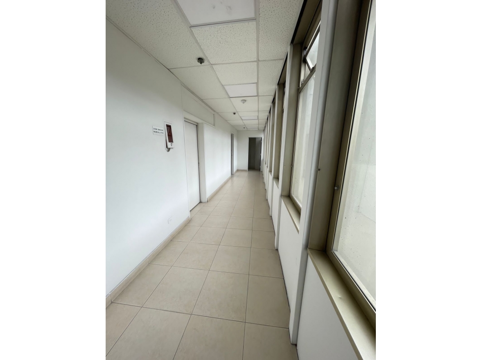 OFICINA EN ARRIENDO, CENTRO, SECTOR EMPRESARIAL — foto 3