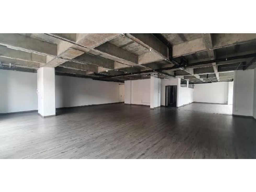 EDIFICIO DE 1.397 M2 EN ARRIENDO, CHICO, ZONA FINANCIERA Y COMERCIAL - 1