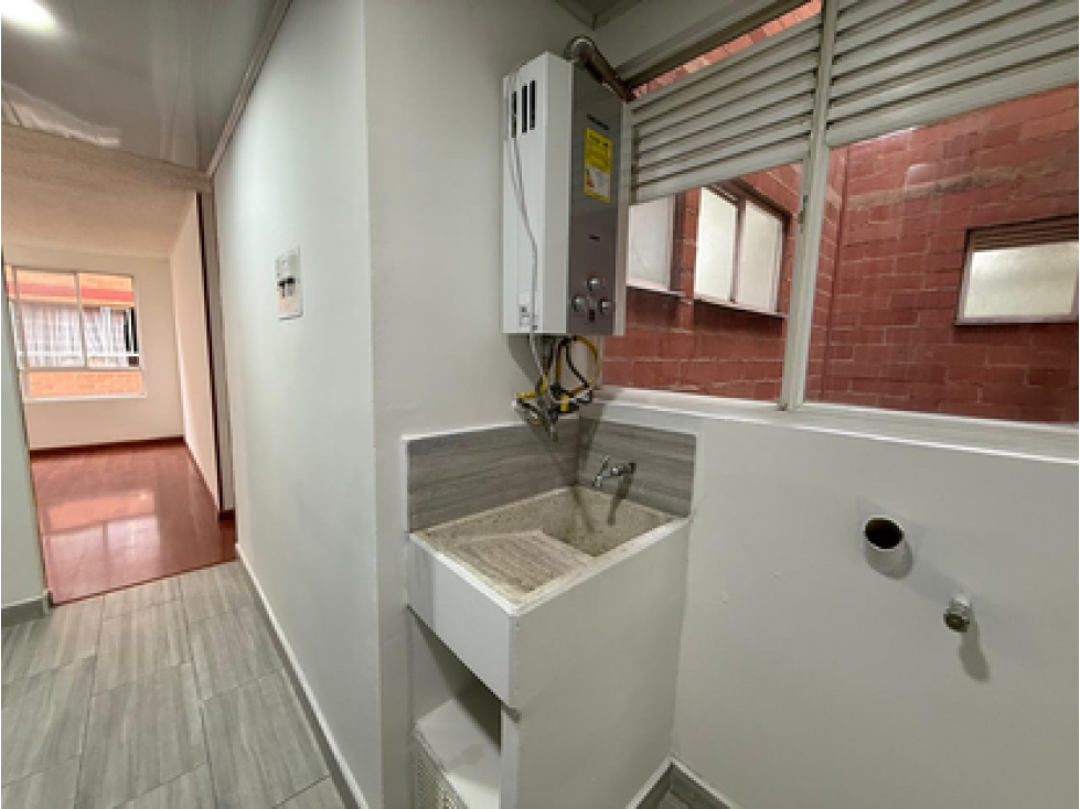 APARTAMENTO EN VENTA SAUCOS DEL BOSQUE SEVILLANA — foto 6