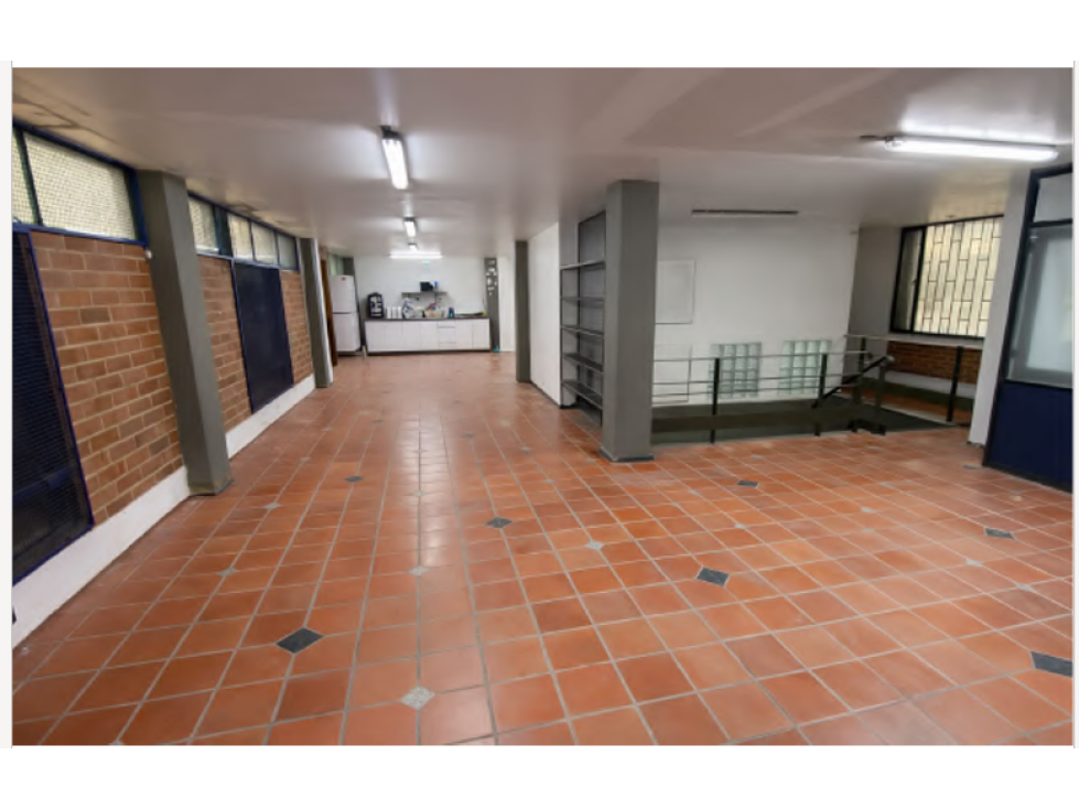 BODEGA INDUSTRIAL Y CORPORATIVA EN ARRIENDO TOBERÍN — foto 6