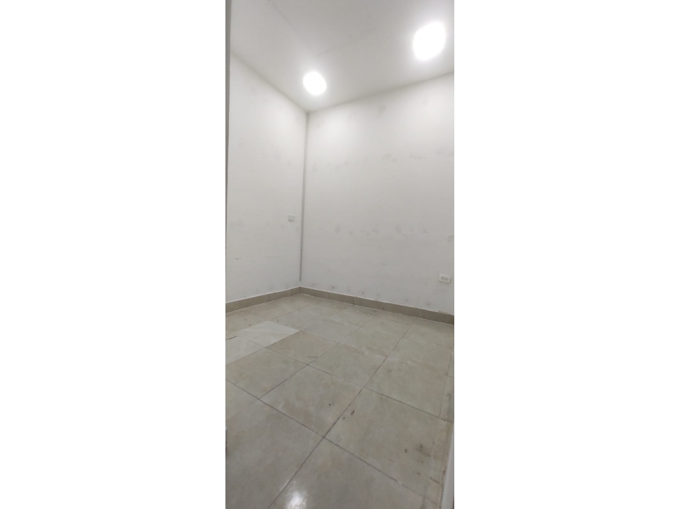 LOCAL EN ARRIENDO, SECTOR BARZAL, VILLAVICENCIO - 2