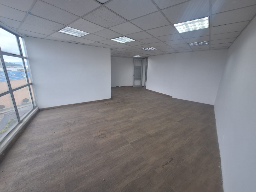 OFICINA EN ARRIENDO, VÍA CALLE 80, SIBERIA - COTA - 3