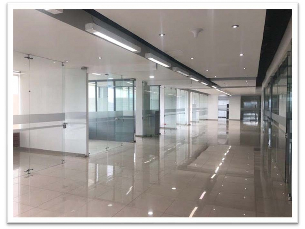 OFICINA 803 M² EN ARRIENDO, LA FLORESTA