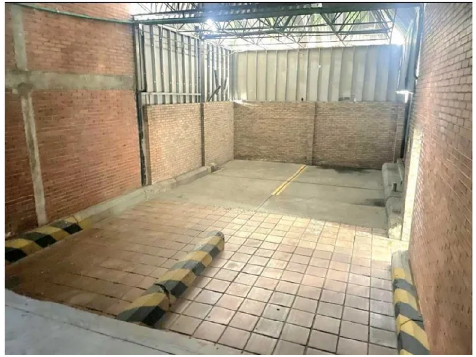 LOCAL COMERCIAL EN ARRIENDO, LOS HEROES — foto 3