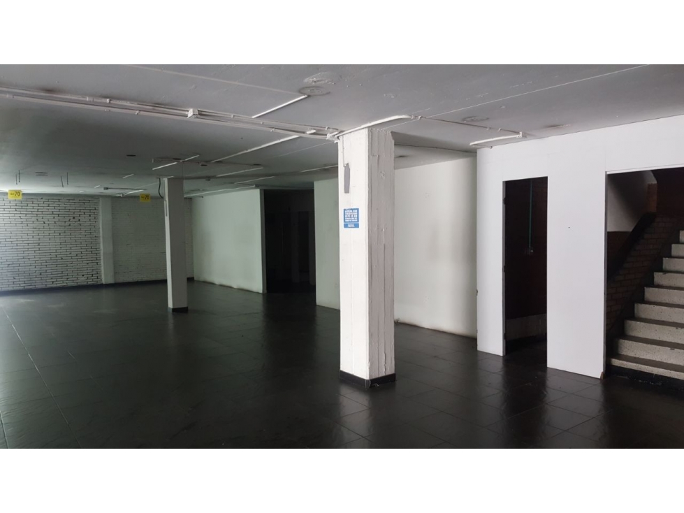 LOCAL COMERCIAL EN ARRIENDO - PUENTE ARANDA , OUTLETS — foto 6