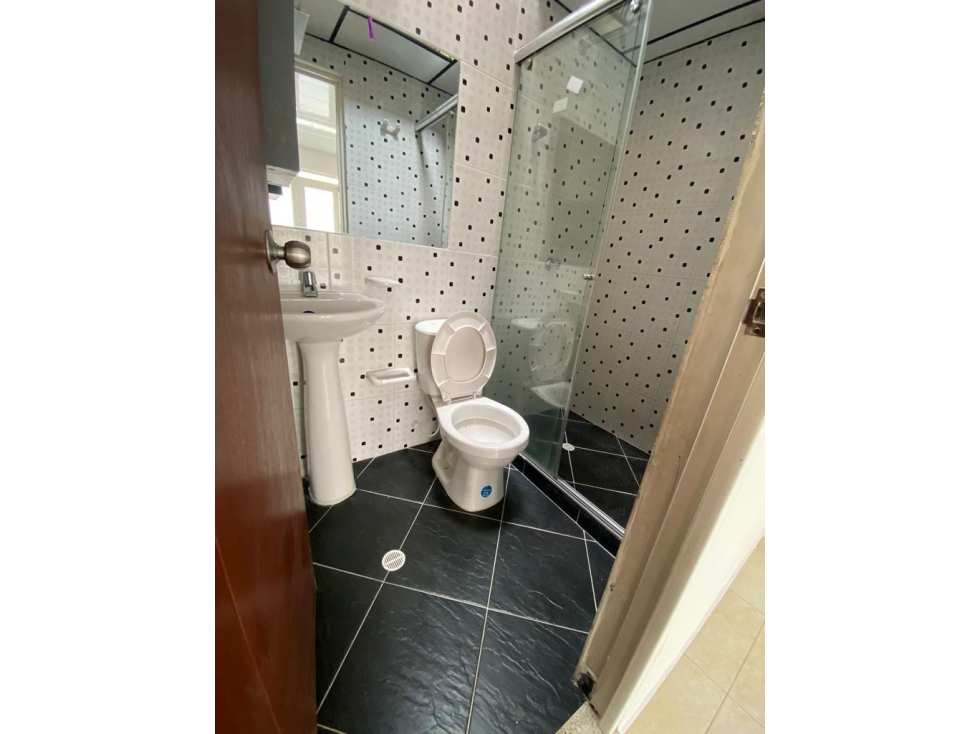 CASA EN VENTA -CONJUNTO CERRADO - VILLAVICENCIO — foto 4