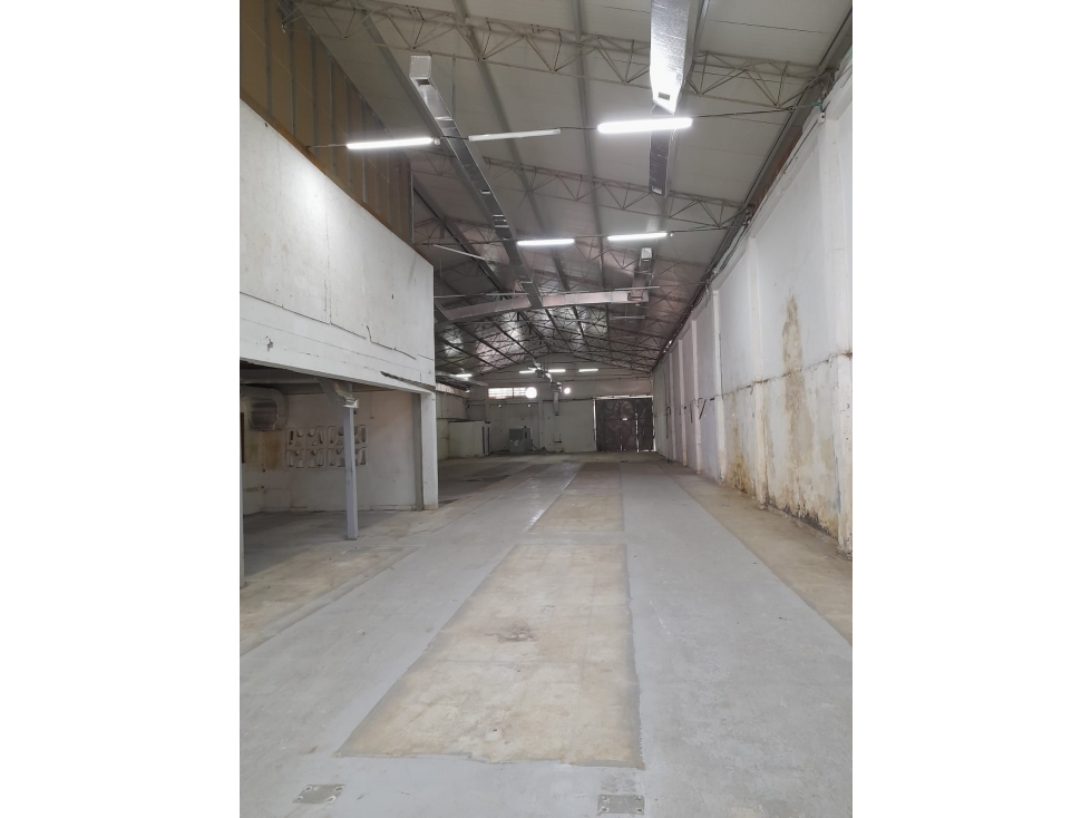 BODEGA EN ARRIENDO CARTAGENA - 1