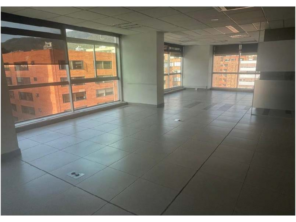 EDIFICIO EN ARRIENDO, AV. CHILE, ZONA FINANCIERA Y COMERCIAL - 3