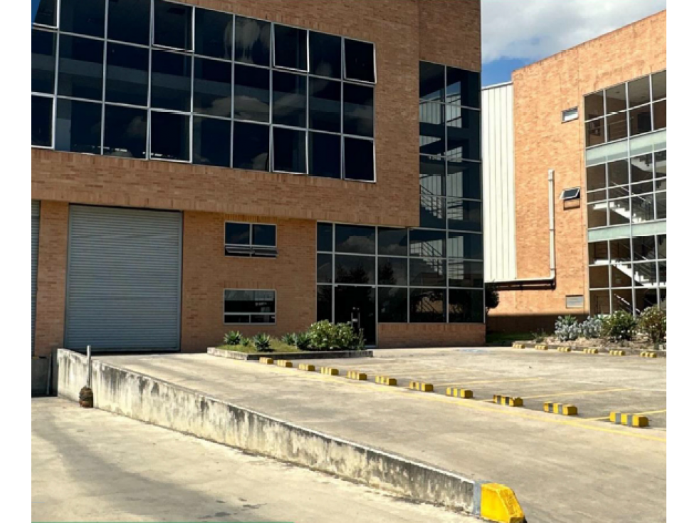 EPECTACULAR BODEGA EN VENTA, ZONA FRANCA MOSQUERA - 1