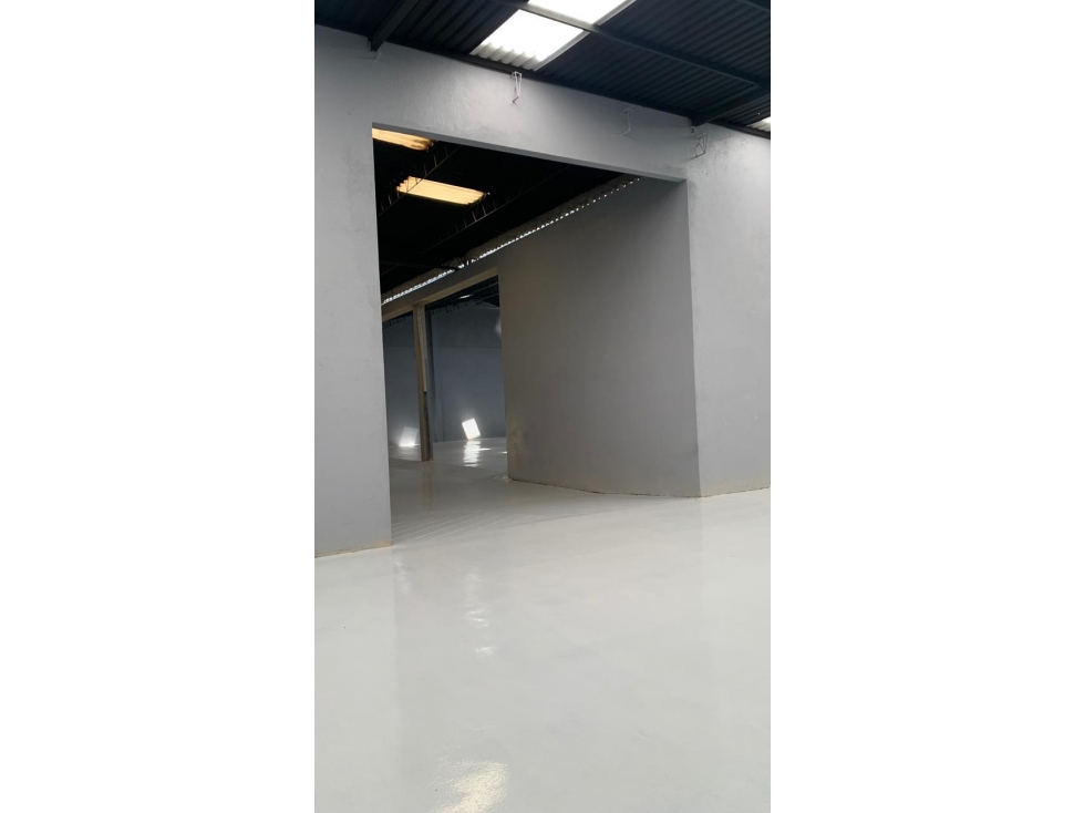 EXCELENTE BODEGA EN ARRIENDO | TUNJA - 6