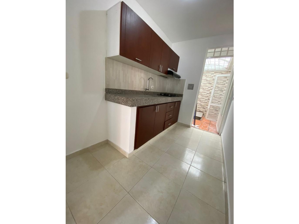 CASA EN VENTA -CONJUNTO CERRADO - VILLAVICENCIO — foto 3