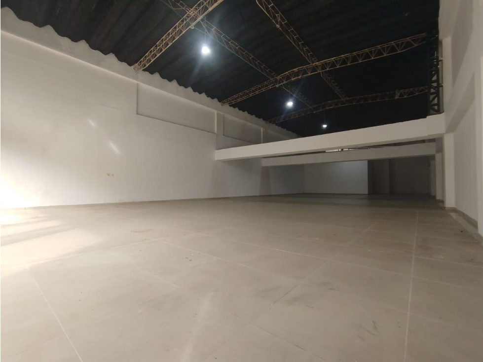 LOCAL COMERCIAL EN ARRIENDO, VILLAVICENCIO - 4