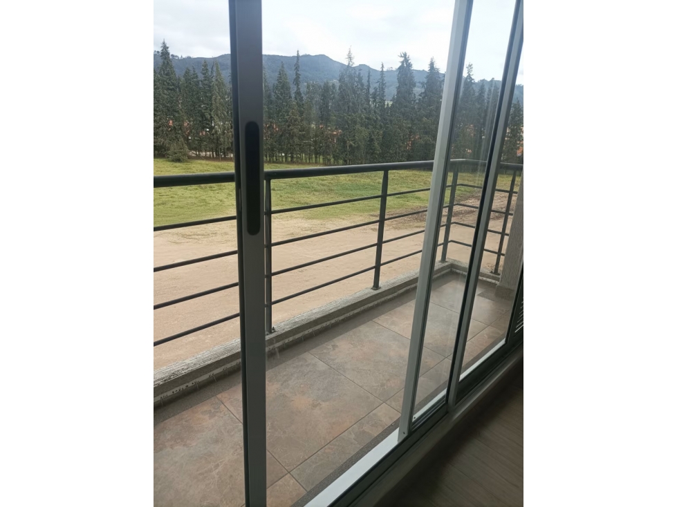 Venta Apartamento Cajicá 73 metros con parqueadero y depósito — foto 2
