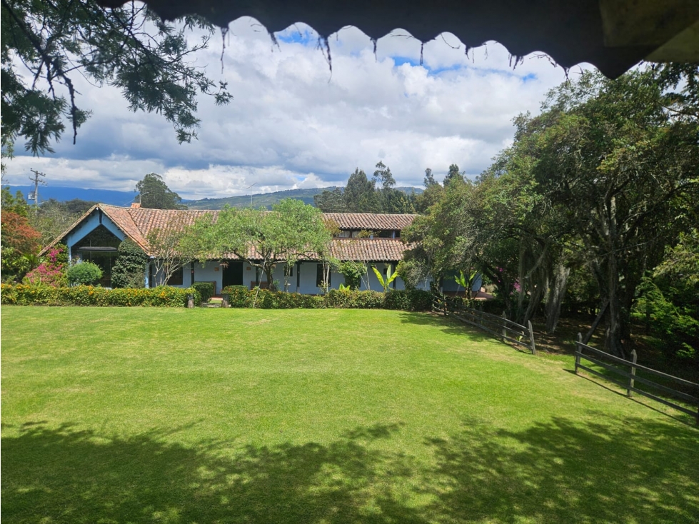 VENTA CASA FINCA EN TOCANCIPÁ CUNDINAMARCA - 1
