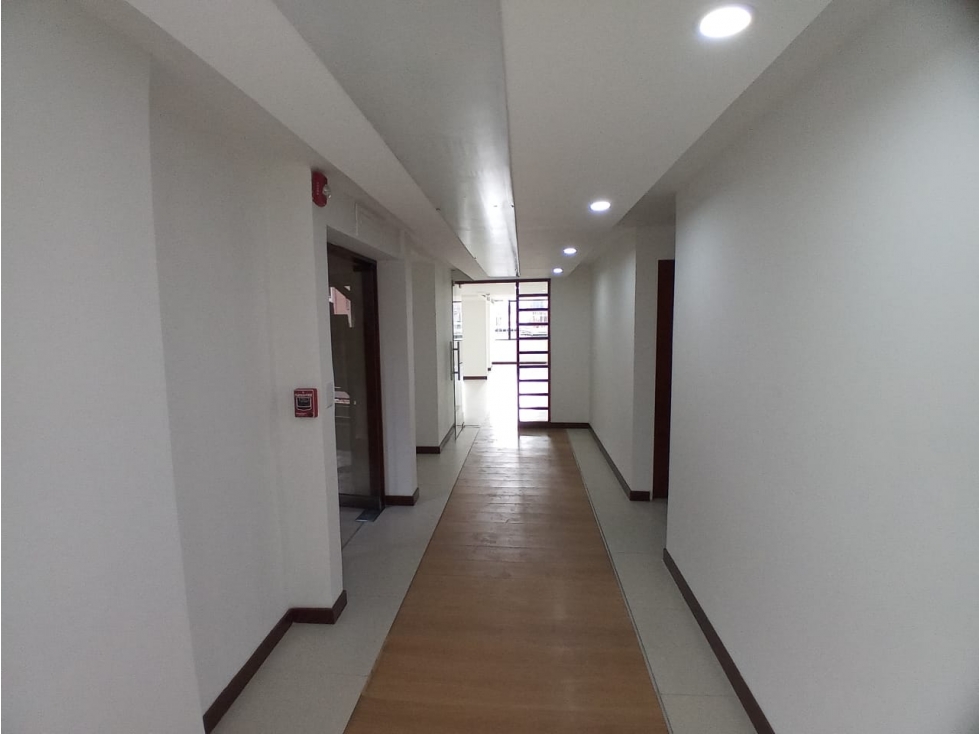 EDIFICIO EN VENTA BARRIO LA PORCIUNCULA — foto 4