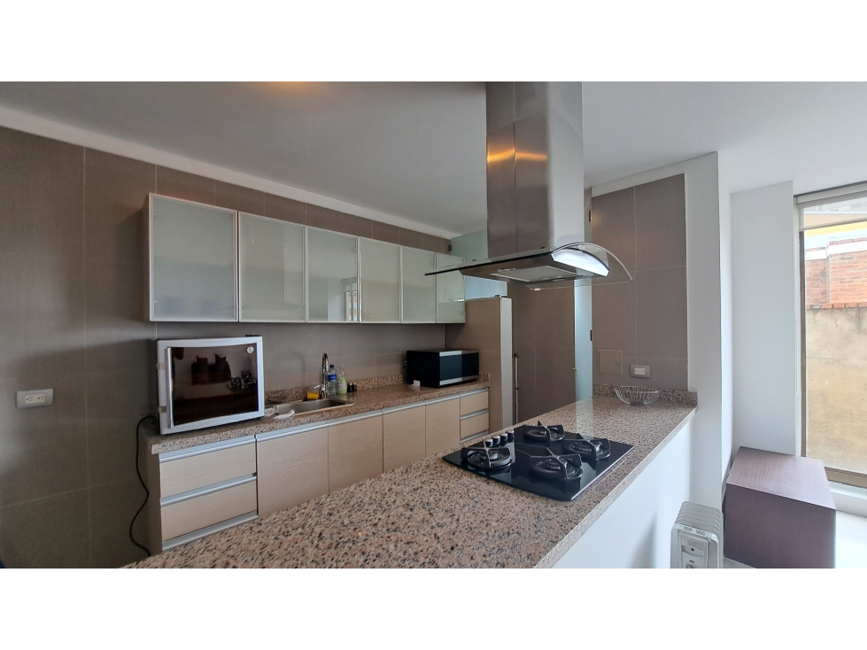 APTO DUPLEX EN ARRIENDO LA MACARENA — foto 4