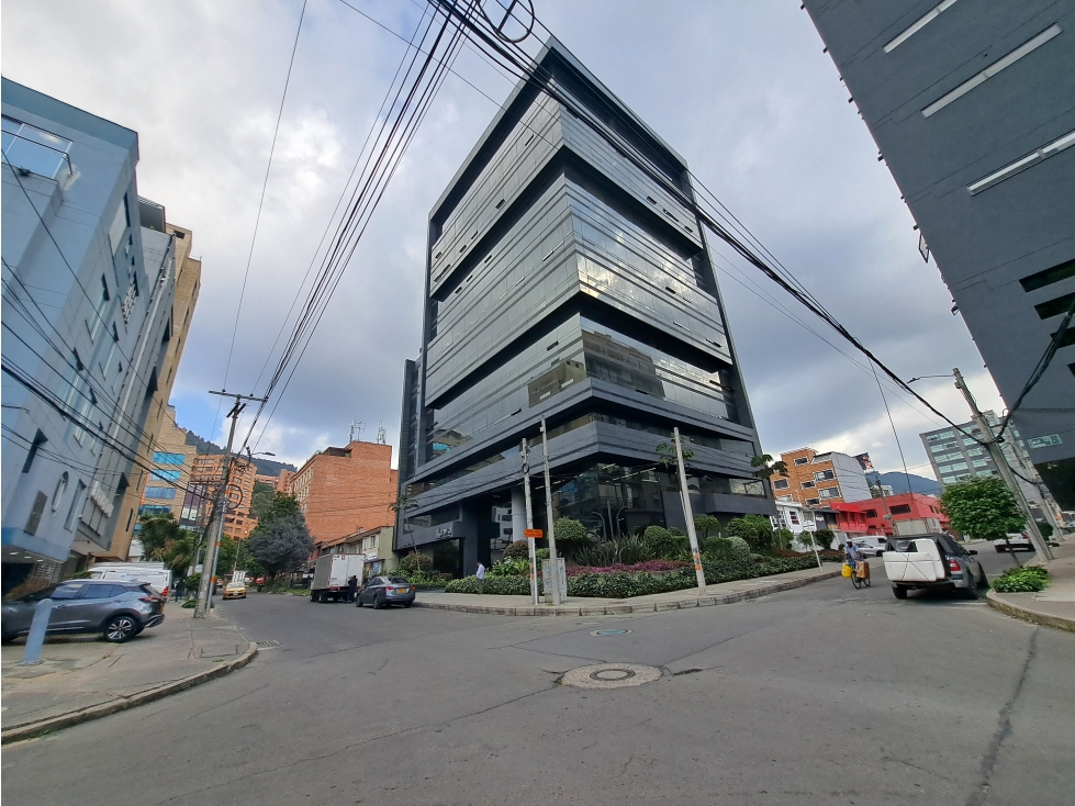 OFICINA EN VENTA Y RENTA USAQUÉN