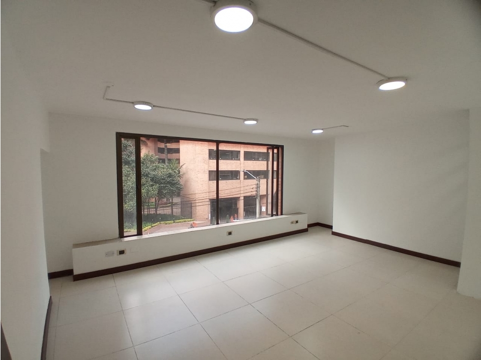 EDIFICIO EN VENTA BARRIO LA PORCIUNCULA — foto 6
