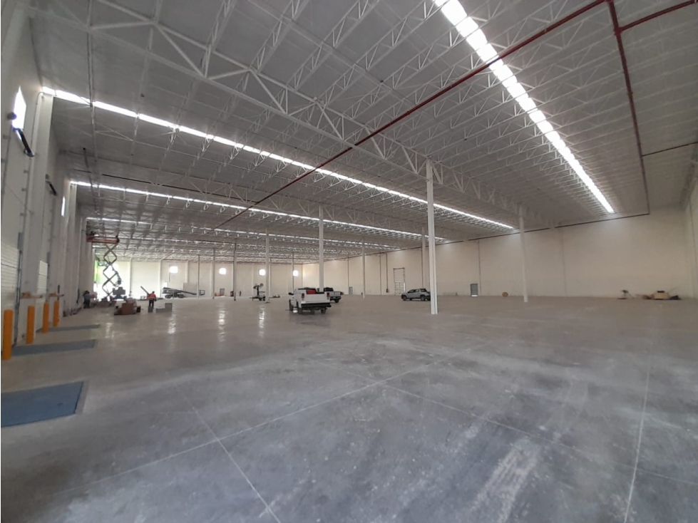BODEGA EN RENTA DE 4500 M2 EN PARQUE INDUSTRIAL RIO BRAVO CON ANDEN — foto 6