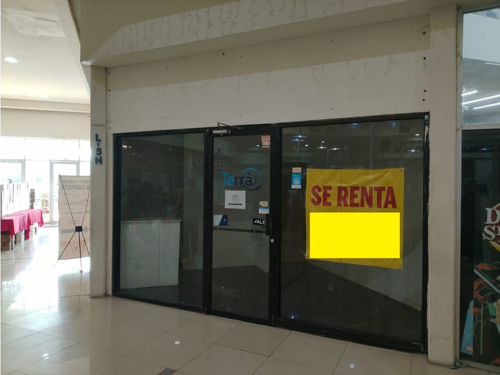 LOCAL EN RENTA EN PLAZA COMERCIAL LAS AMERICAS CON MEZANINE
