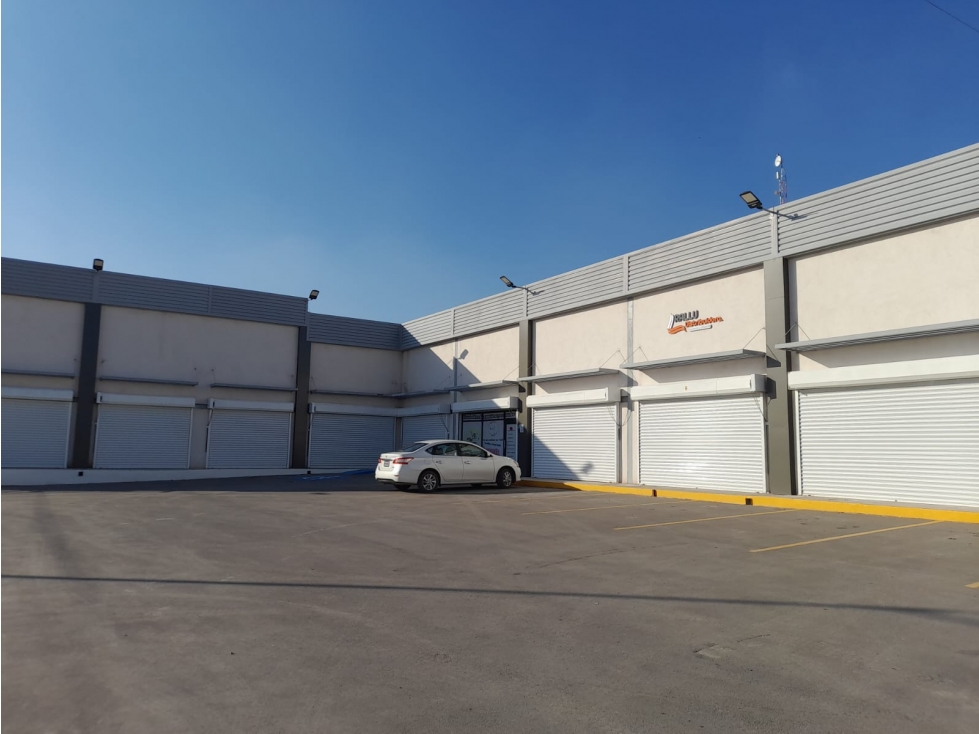 LOCAL EN RENTA DE 50 M2 ZONA LAS TORRES Y UTCJ EN OBRA GRIS