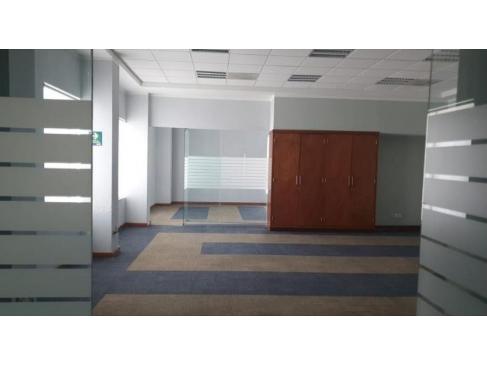 OFICINA EN RENTA DE 196 M2 EN AV. TOMAS FERNANDEZ CON ESTACIONAMIENTO - 1