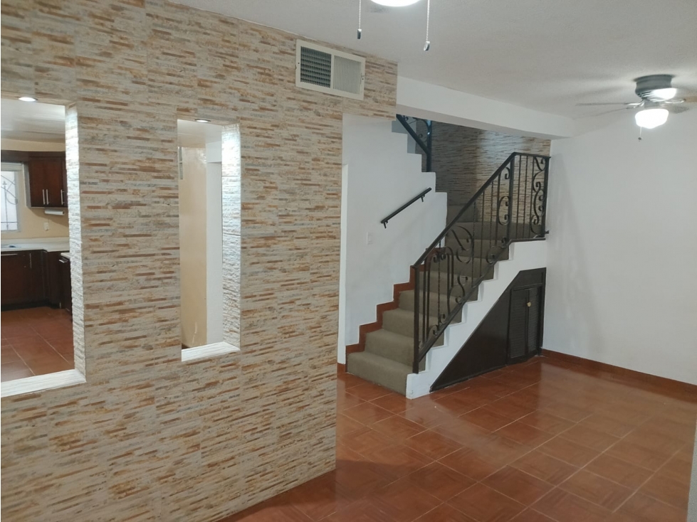 CASA EN RENTA EN COMPLEJO ROMA EQUIPADA Y COCHERA CON MALLA SOMBRA — foto 4
