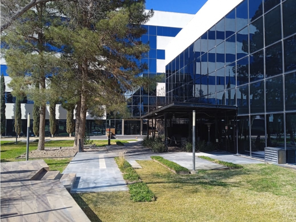 OFICINA EN RENTA DE 208 M2 EN TOMAS FERNANDEZ EN PRIMER PISO - 1