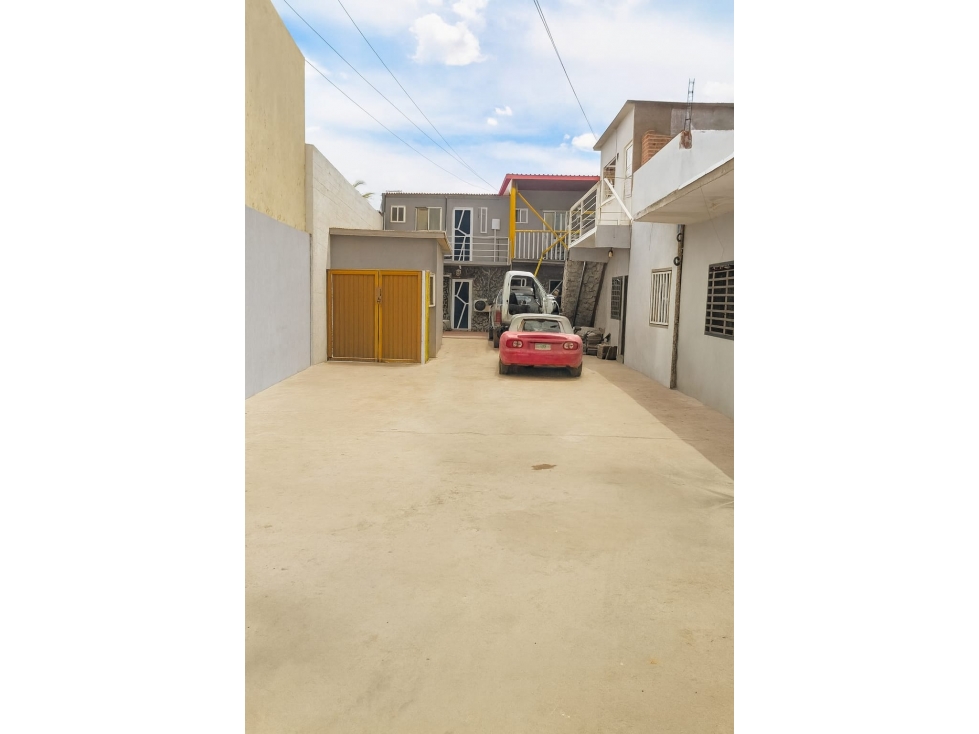 Edificio en Venta, con 10 departamentos - 3