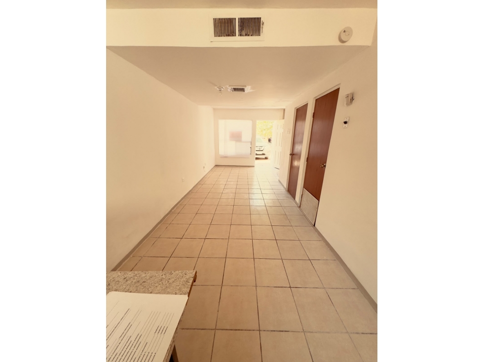 CASA EN RENTA EN FRACCIONAMIENTO PRIVADO - 4