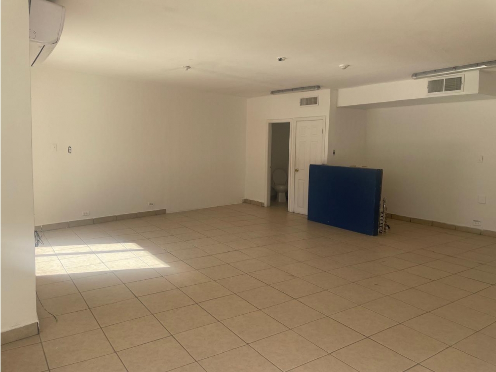 LOCAL COMERCIAL - 3