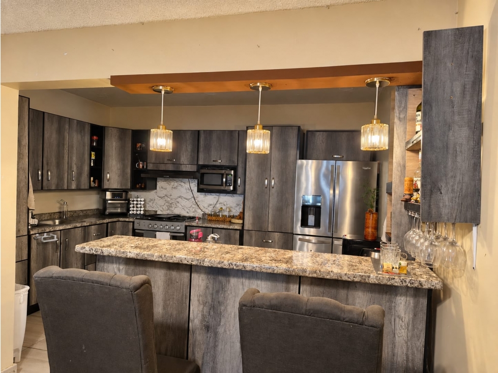 CASA EN VENTA EN OASIS REVOLUCION CON 3 RECAMARAS Y EQUIPADA — foto 4