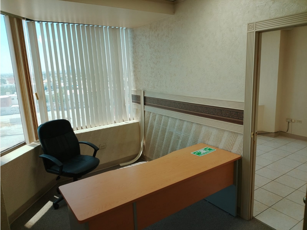OFICINA EN RENTA DE 50 M2 EN AV DE LA RAZA EQUIPADA Y ESTACIONAMIENTO