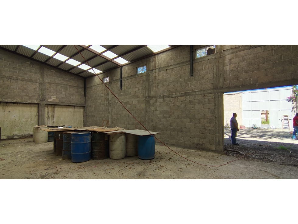Bodega en renta, Terreno 300 m2 y Bodega de 150 m2 - 5