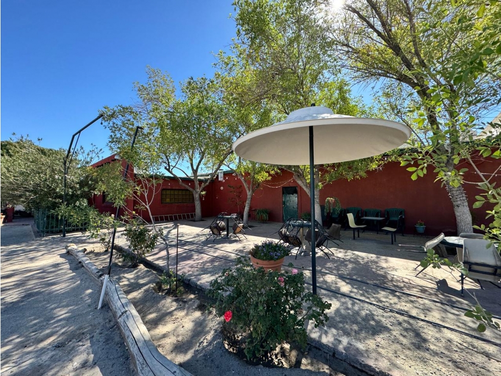 PROPIEDAD ESTILO SANTA FE CON DEPARTAMENTO Y SALON DE EVENTOS - 5