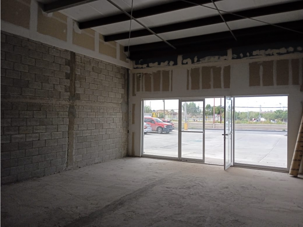 LOCAL EN RENTA DE 60 M2 EN TEOFILO BORUNDA EN OBRA GRIS — foto 2
