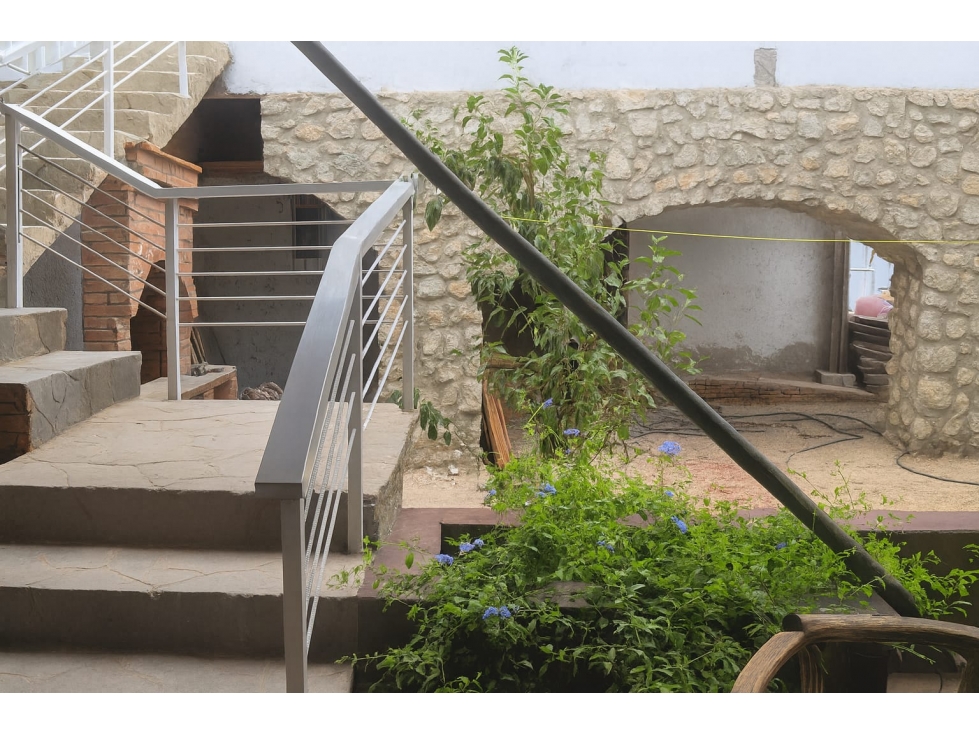 Edificio en Venta, con 10 departamentos - 5