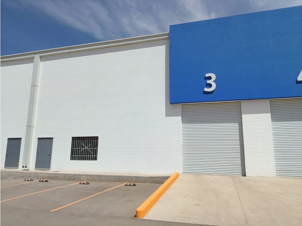 BODEGA EN RENTA DE 405 M2 EN PUERTO DE PALOS CON ANDEN COMPARTIDO — foto 6