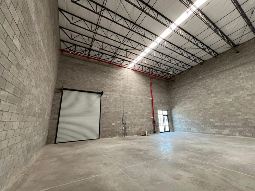 BODEGA EN RENTA 360 M2 EN PARQUE INDUSTRIAL RIO BRAVO ANDEN COMPARTIDO — foto 4