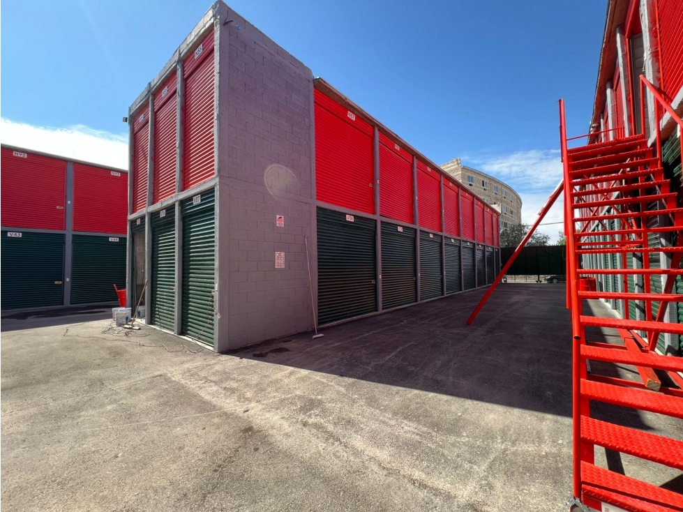 BODEGA EN RENTA DE 15 M2 ZONA LOS NOGALES CON ACCESO CONTROLADO