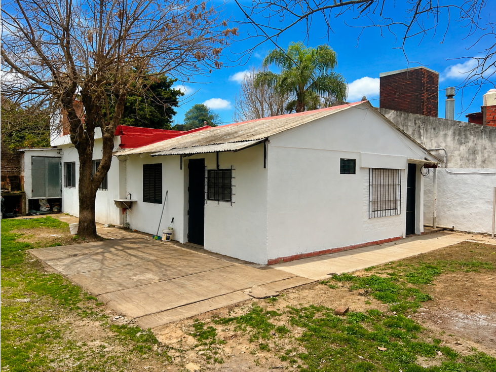 Casa en Alquiler Don Torcuato con Jardin - 1